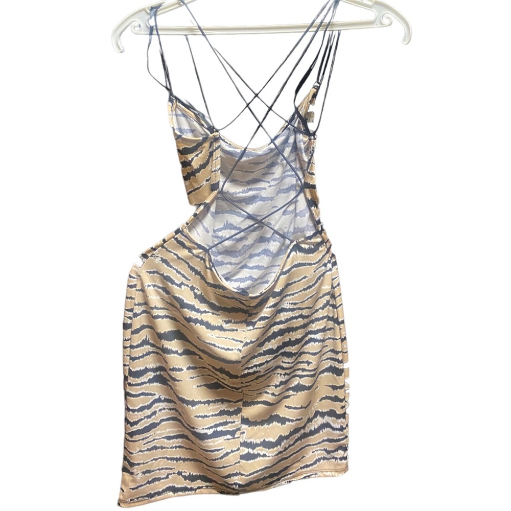 ‼️NOT AVAILABLE AT THE MOMENT‼️ Forver 21 tiger skin mini dress- NEVER USED